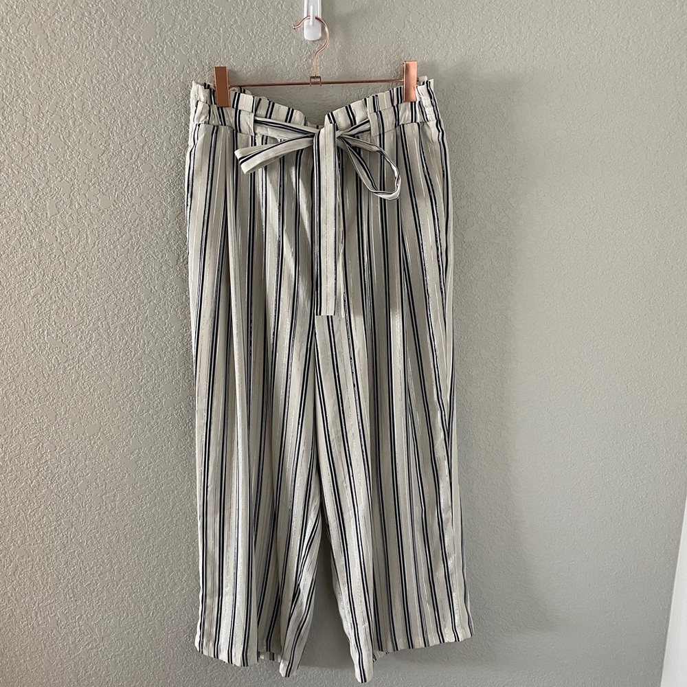 Size L, Striped Dress Pants